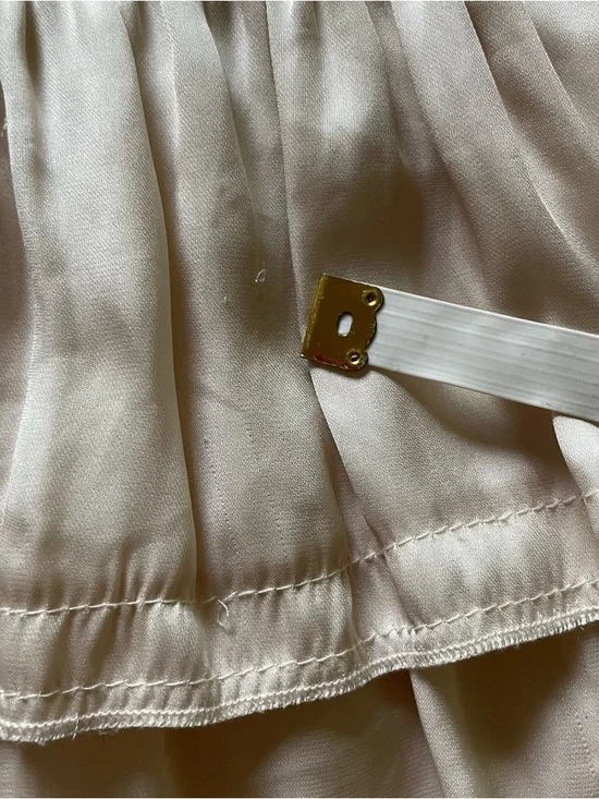 BCBG Max Azria Lourie V Neck Flutter Sleeve Feminine Tiered Summer Dress - Picture 12 of 13